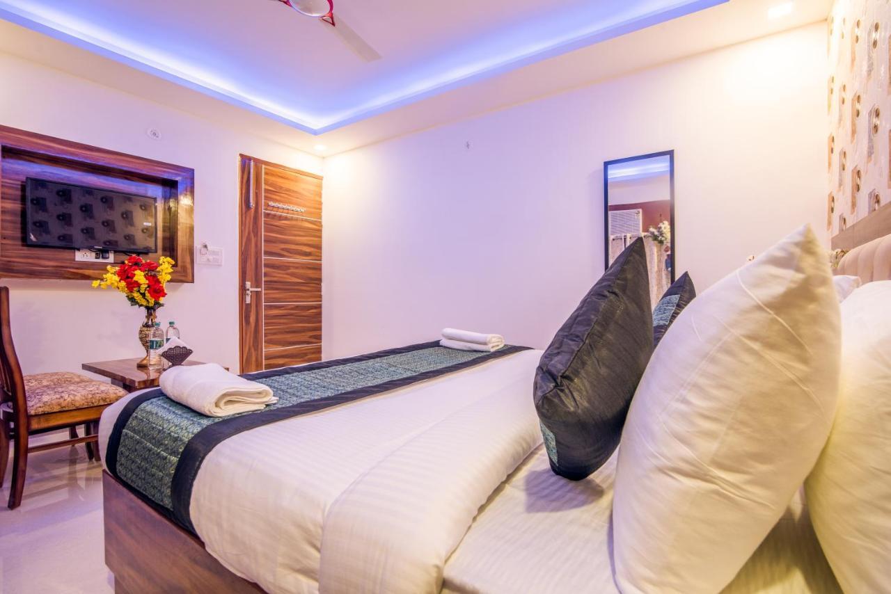 Hotel Festival Mahipalpur At Delhi Airport 뉴델리 외부 사진