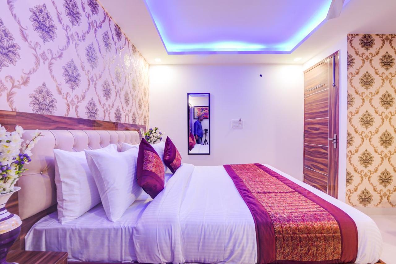 Hotel Festival Mahipalpur At Delhi Airport 뉴델리 외부 사진